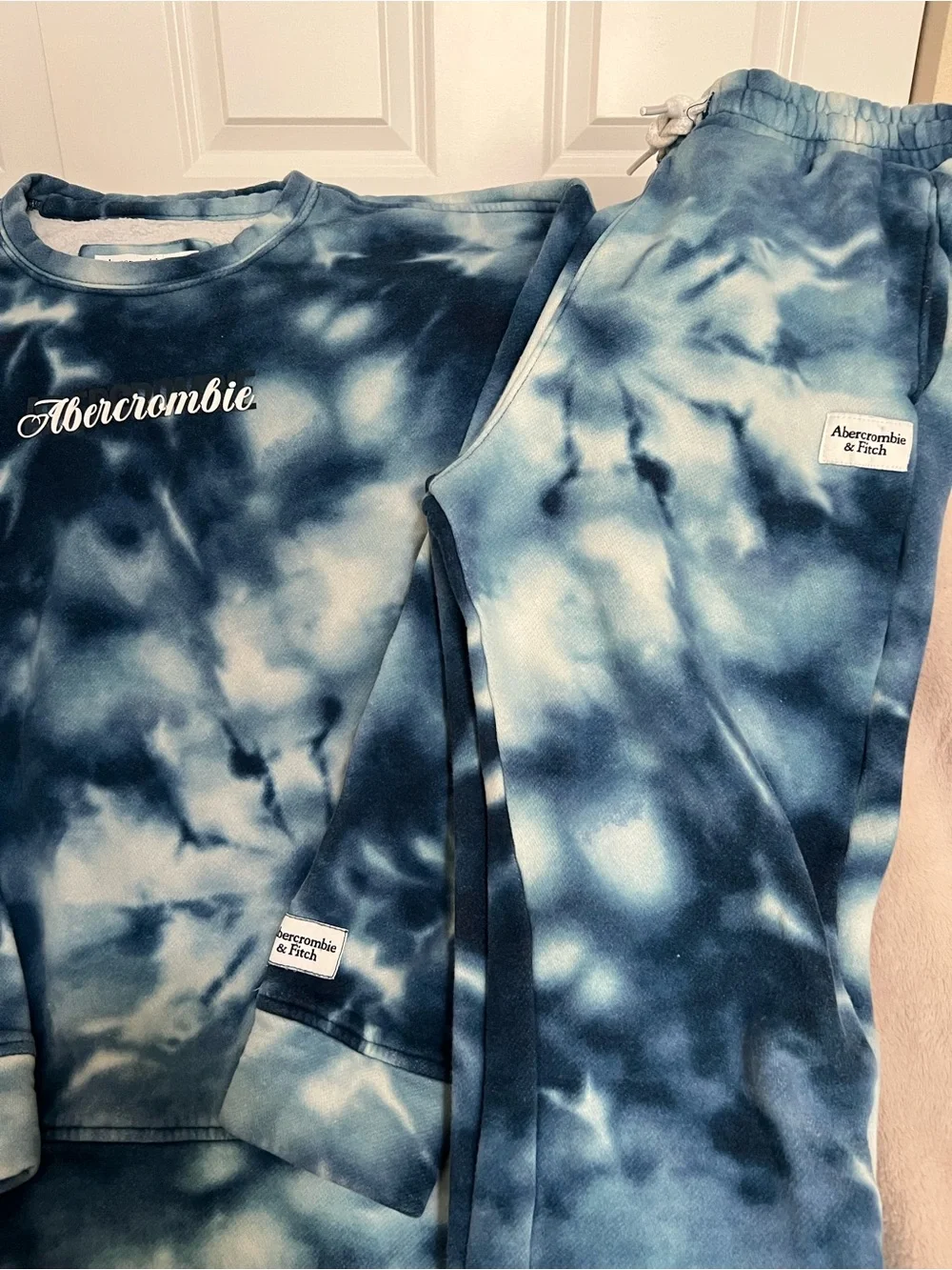 Abercrombie Kids Blue Tie-Dye Sweatshirt & Jogger Set